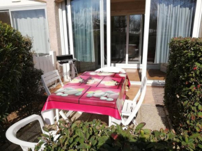 Studio Cabine 4 Pers avec Véranda et Parking Privé – Proche Quai de Plaisance à Marseillan - FR-1-326-489